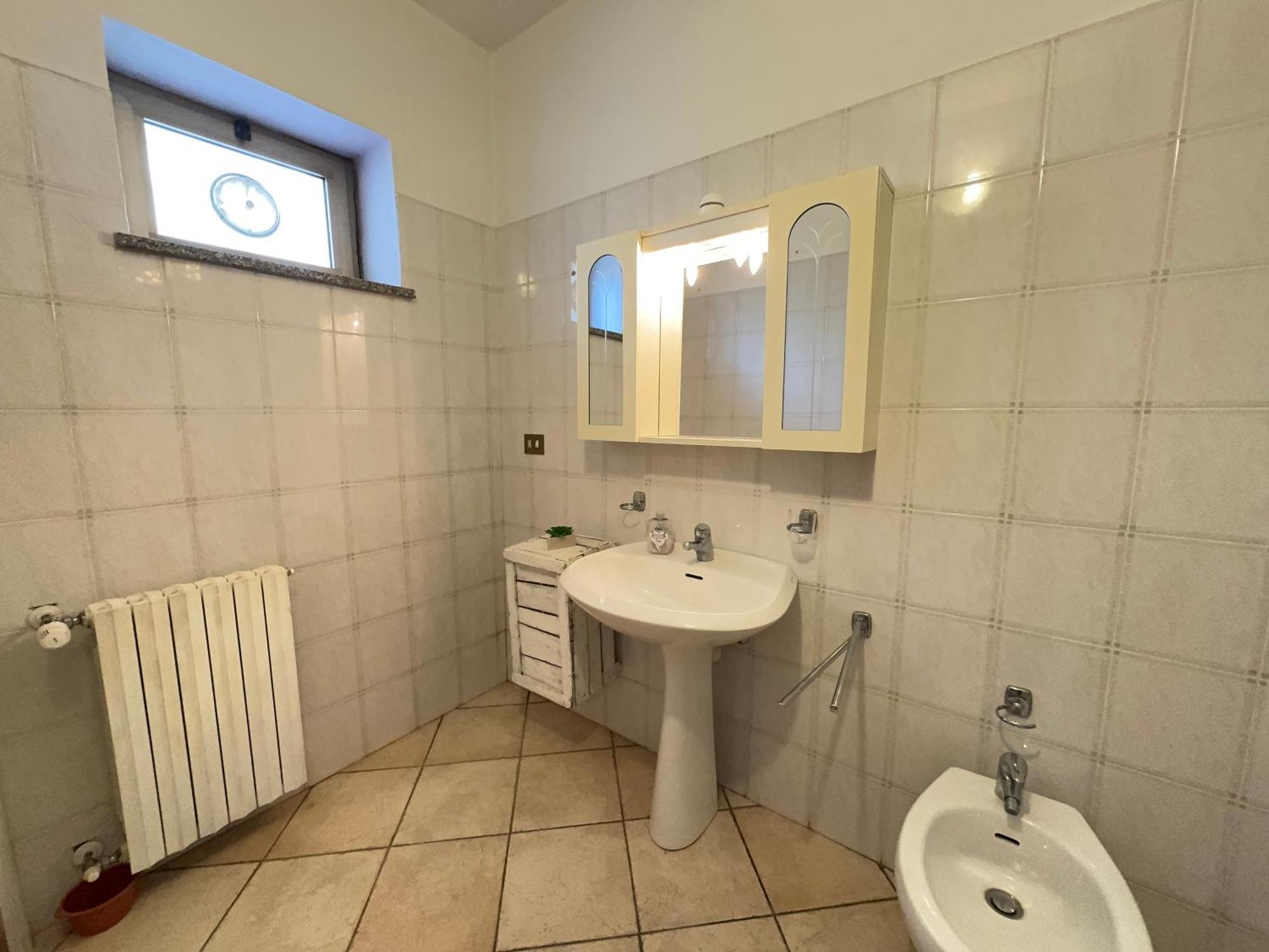 Casa Aromi Ed Arte Pensionat Asti Exteriör bild