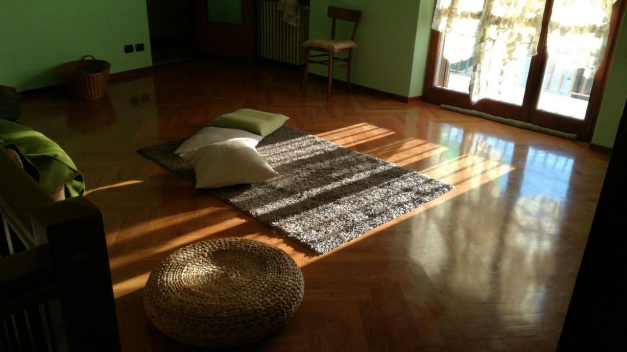 Casa Aromi Ed Arte Pensionat Asti Exteriör bild