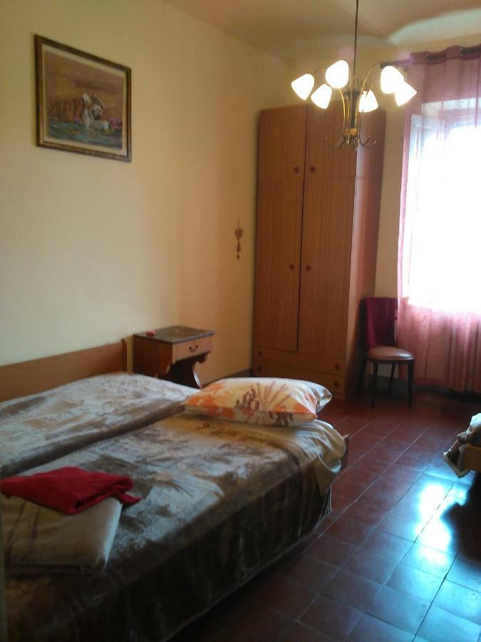 Casa Aromi Ed Arte Pensionat Asti Exteriör bild